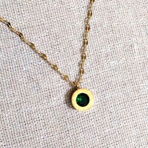 18 Kt Gold Over Titanium Necklace With Green Emerald
